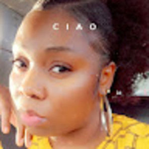 Meet your Posher, Chanel